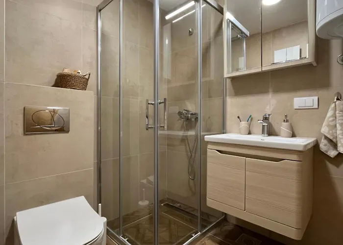 Apartment Golden Bird Wellness&spa