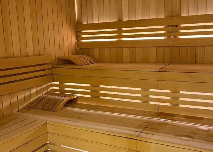 Golden Bird Wellness&spa Apartment *